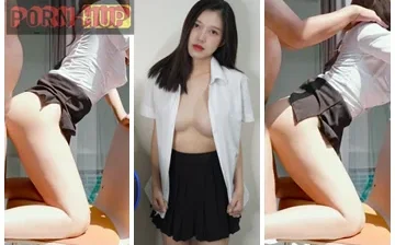 หลุดสาวนักศึกษาแอ่นหีบนเก้าอี้อย่างเด็ด แอ่นหีด๊อกกี้เด้ากันคาชุด