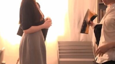 ครูสาวคนใหม่กับนักเรียนชายจอมหื่น