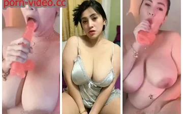 หลุดเจ๊อังอัง นั่งช่วยตัวเองกับควยปลอม แอ่นหีโชว์ให้ดูชัดเต็มหน้า ขาวหุ่นเด็ดน่ากระแทกมาก