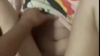 เย็ดสดหีนางแบบสาวสวยขาวเนียนนมสวยกลีบหีแดงอมชมพู