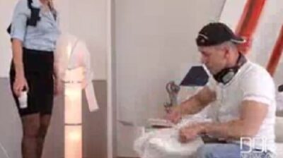 ตำรวจหญิงสืบคดีปล้นชิงทรัพย์บ้าน2หนุ่มแฝด เย็ดทั้งเรื่อง