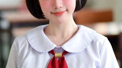 คลิปหลุด นักเรียน ม.ปลาย สาวตัวเล็กหีแน่น โดนครูหนุ่มเรียกเสริมในห้องพักครู เย็ดคาชุดจนน้ำแตกเต็มโต๊ะ